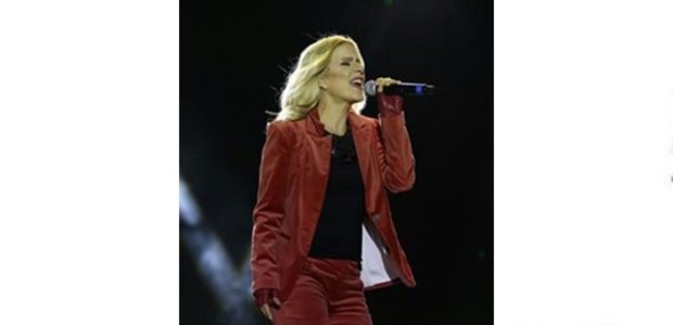 A cantora Paula Toller apresenta o show "Como eu quero" em BH